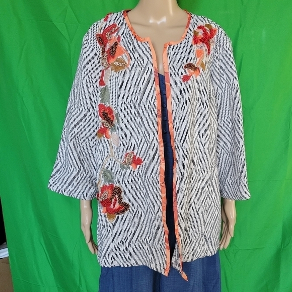 Chico's Artisan Applique women's Jacket - Picture 4 of 15